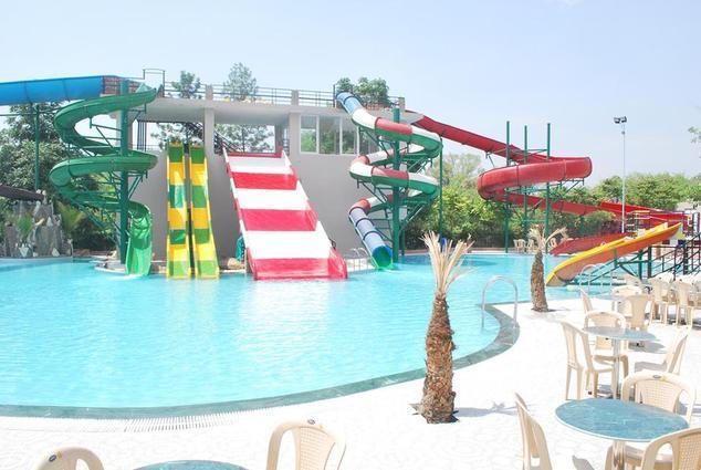 Kangs Nirvana Resorts And Spa Mahalpur Exterior foto